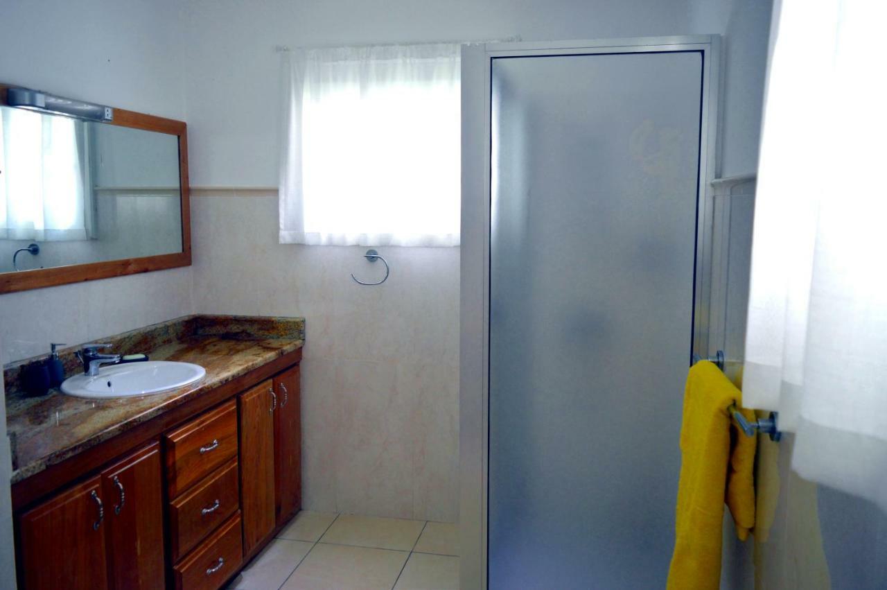 Sundown Beach Villa Glacis  Екстериор снимка